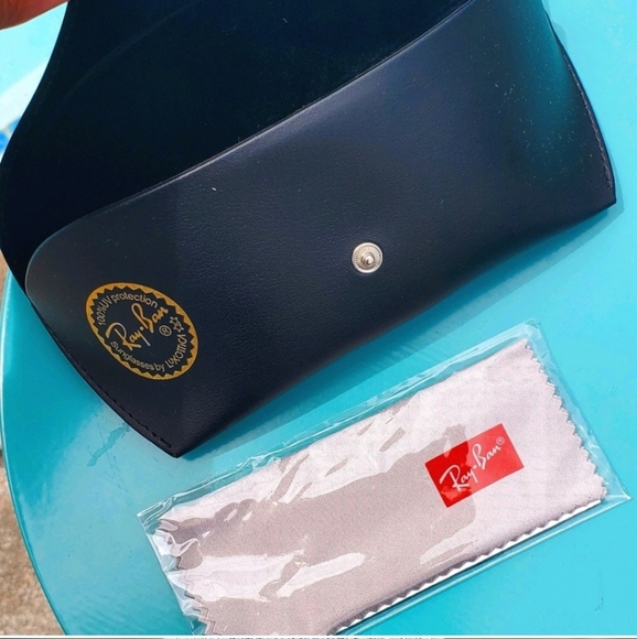 RAY-BAN Brown Gradient Rectangular Sunglasses, New - Picture 10 of 15